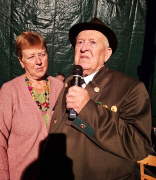 Angelca Maček je pripravila zanimiv pogovor s 85-letnim lovcem Petrom Slatnarjem